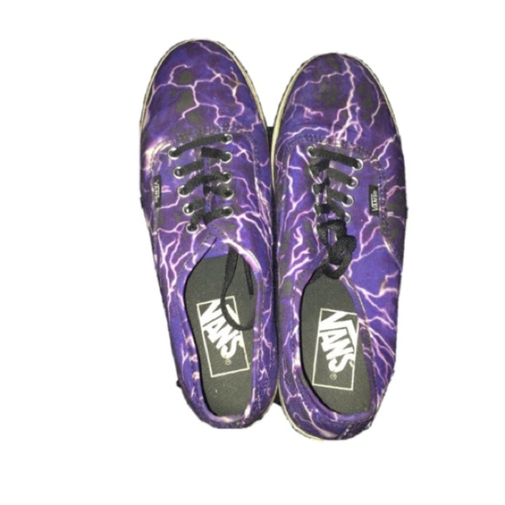 Vans size 7w 5m